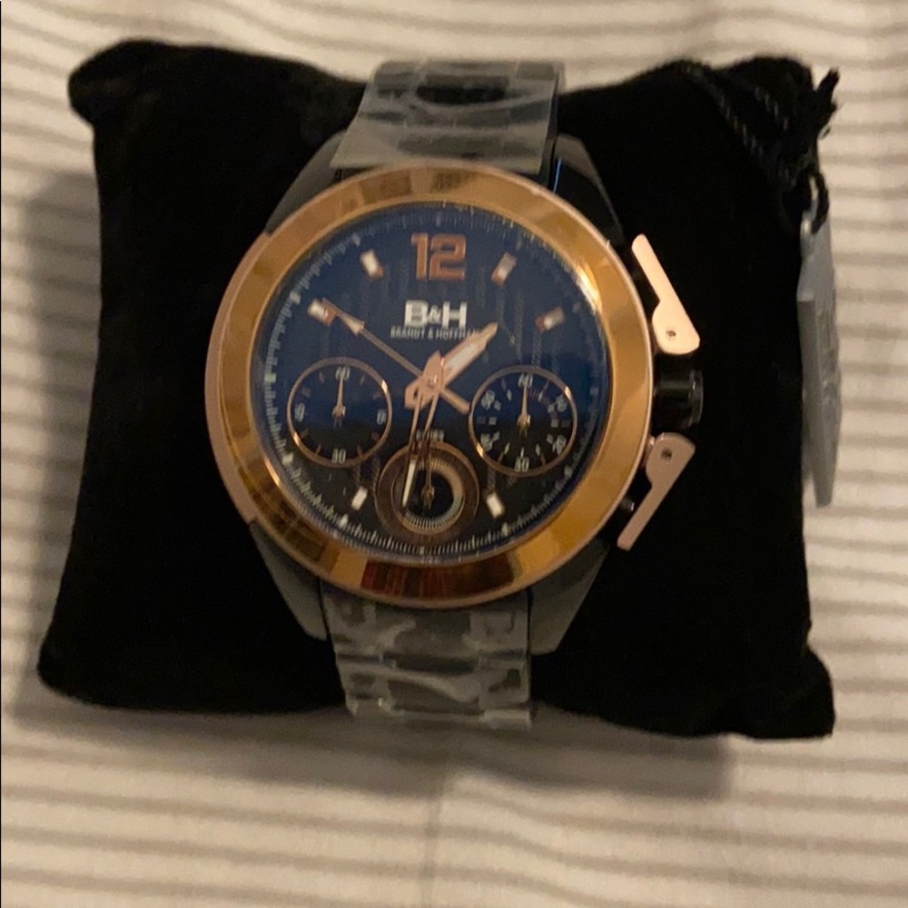 B &H watch
